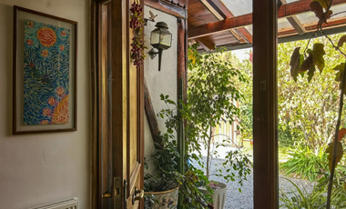 Gran Oportunidad Terreno Enorme Estero Arrayan Casa en Venta Lo Barnechea