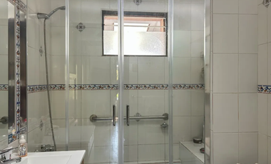Gran Oportunidad Terreno Enorme Estero Arrayan Casa en Venta Lo Barnechea