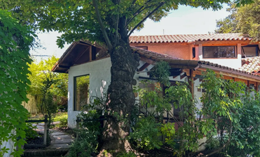 Excelente terreno Precioso jardín Casa en Venta acogedora Segura Condominio La Reina