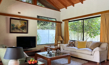Excelente terreno Precioso jardín Casa en Venta acogedora Segura Condominio La Reina