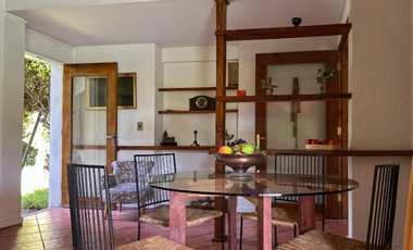 Excelente terreno Precioso jardín Casa en Venta acogedora Segura Condominio La Reina