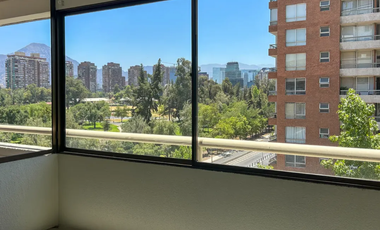 Excelente Estado metro Escuela Militar Departamento en Venta Vista Despejada Las Condes