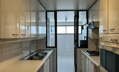 Excelente Estado metro Escuela Militar Departamento en Venta Vista Despejada Las Condes