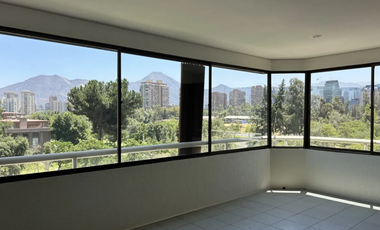 Excelente Estado metro Escuela Militar Departamento en Venta Vista Despejada Las Condes