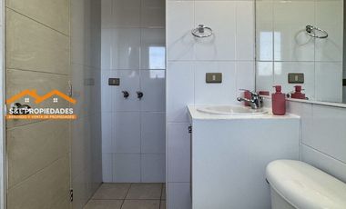 Arriendo Depto Amoblado 1D Edificio Puerto Soñado | Vista Parcial a la Bahía | $420.000