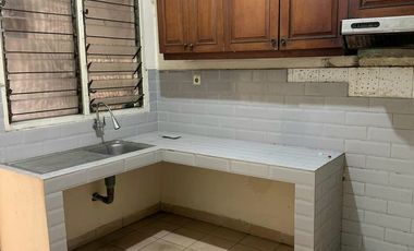Disewakan Rumah 2 Lantai di Kawasan Premium Pondok Indah Dekat PIM dan Akses Tol