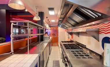 RUKO GANDENG 2 LANTAI EXS RESTORAN KEBAYORAN BARU DEKAT SENOPATI PARKIR LUAS SIAP HUNI