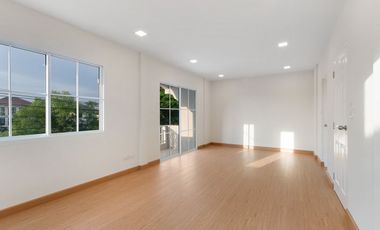 บ้านเดี่ยว 2 ชั้น รีโนเวทใหม่ หมู่บ้านชัยพฤกษ์ บุศรินทร์ รังสิต-คลอง 2 หน้าบ้านไม่ชนใคร