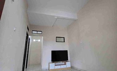 rumah baru renov siap huni