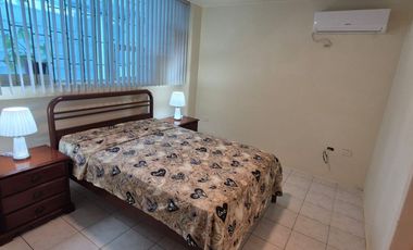 Departamento Amoblado en Alquiler en Kennedy Norte, Planta Baja, 2 Habitaciones, 3 Baños, Parqueo,  Seguridad,  Norte de Guayaquil