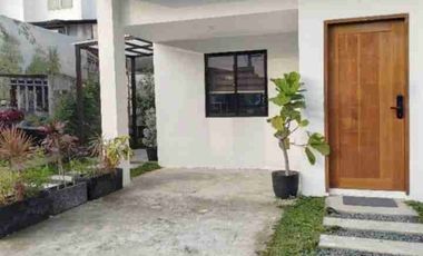 4 Bedrooms House and Lot