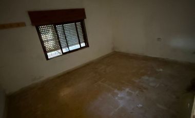 CASA A METROS DE AVENIDA 1 Y CALLE 24