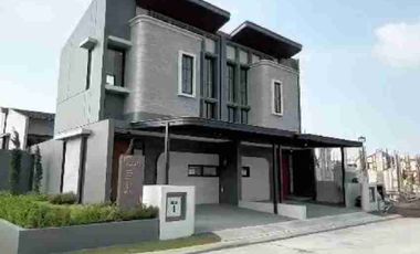 Rumah view Danau Lokasi strategis di Bekasi Timur dekat Grandwisata Free DP