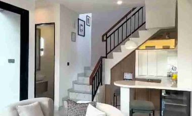 Rumah view Danau Lokasi strategis di Bekasi Timur dekat Grandwisata Free DP