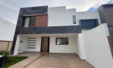 casa en venta lomas de Angelopolis