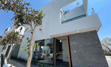 Casa en Cascatta II – Isla de granito, roof garden y carga para auto eléctrico