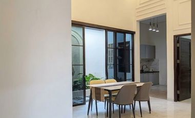 DIJUAL RUMAH CLASSIC MODERN FULL FURNISHED UTARA JOGJABAY / SD MODEL