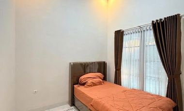 DIJUAL RUMAH CLASSIC MODERN FULL FURNISHED UTARA JOGJABAY / SD MODEL