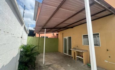 URBANIZACION VILLA DEL REY ETAPA REY CARLOS VENDO PRECIOSA VILLA MODELO PALACIO 6 DOS PLANTAS CUATRO DORMITORIOS. OPORTUNIDAD