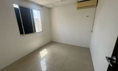 URBANIZACION VILLA DEL REY ETAPA REY CARLOS VENDO PRECIOSA VILLA MODELO PALACIO 6 DOS PLANTAS CUATRO DORMITORIOS. OPORTUNIDAD