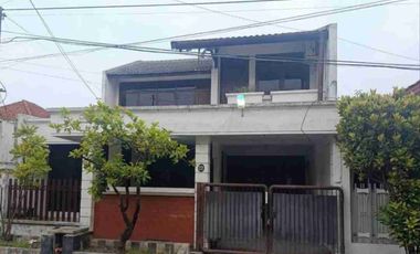 DISEWAKAN RUMAH 1,5 LANTAI WISMA PERMAI SIAP HUNI