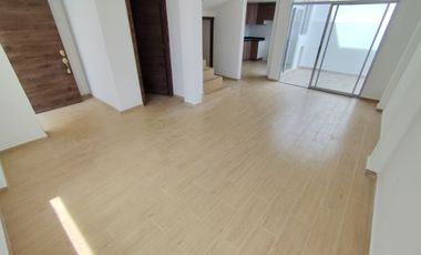🏠 VENDO CASA ESQUINERA TRES PLANTAS. (San Antonio – Mitad del Mundo)