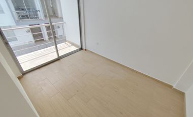 🏠 VENDO CASA ESQUINERA TRES PLANTAS. (San Antonio – Mitad del Mundo)