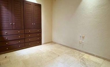 HERMOSA VILLA EN VENTA CON ELEVADOR EN ACAPULCO