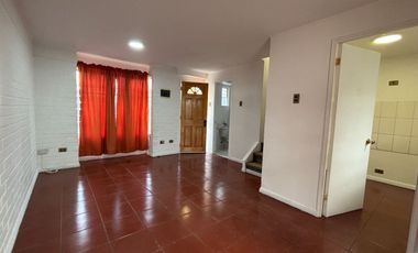 Linda Casa En Arriendo 3d+2b+e Puente Alto