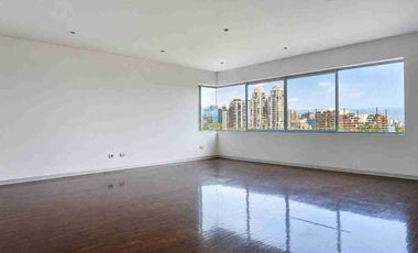 Alquiler departamento 3 dormitorios San Isidro