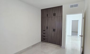 BONITA CASA DE RENTA EN CERRADA QUEBEC DISPONIBLE 20 DE JUNIO