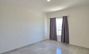 BONITA CASA DE RENTA EN CERRADA QUEBEC DISPONIBLE 20 DE JUNIO