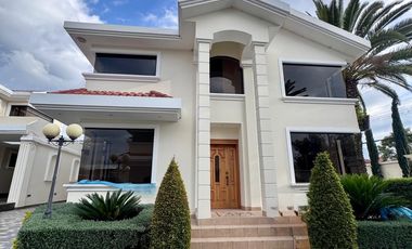 LA CASA DE TUS SUEÑOS