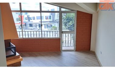 Casa de Venta Cumbaya Urb. Privada La Católica, Oportunidad