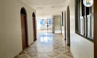 VENDO CASA PARA NEGOCIO REF. hOSPITAL SIMÓN BOLÍVAR