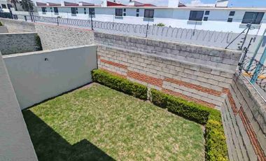 CASA EN RENTA EN METEPEC. RESIDENCIAL EL CASTAÑO 2. A UNOS MINUTOS DEL TREN INTERURBANO