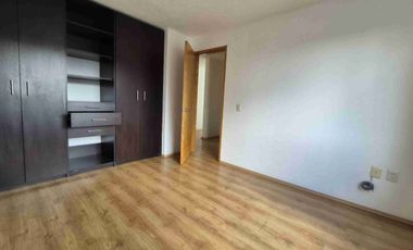 CASA EN RENTA EN METEPEC. RESIDENCIAL EL CASTAÑO 2. A UNOS MINUTOS DEL TREN INTERURBANO