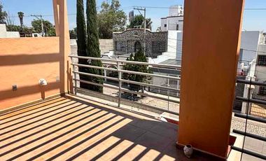 Casa en Renta en Canteras de San José
