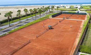 Terreno de 300 m² en VENTA Frente al Mar y Laguna artificial más grande del país – La Jolla Asia