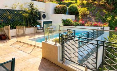 Exclusivo departamento de gran tamaño con 750 m² totales y 407 m² útiles, diseñado para quienes buscan amplitud