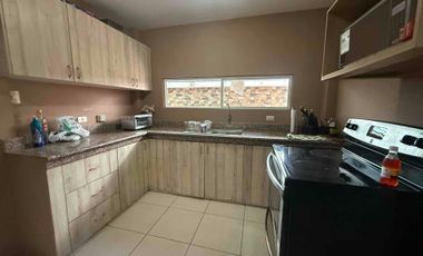 Alquiler de casa en Durán amoblada  en urbanización privada