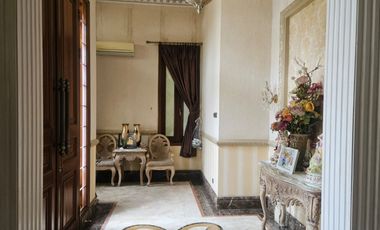 DIJUAL RUMAH KLASIK MEWAH – VILLA GADING INDAH