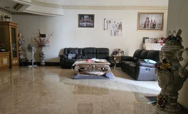 DIJUAL RUMAH KLASIK MEWAH – VILLA GADING INDAH