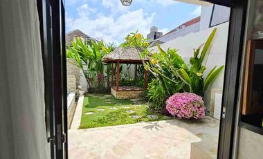 for rent villa with pool furnished bebas banjir