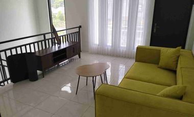 for rent villa with pool furnished bebas banjir