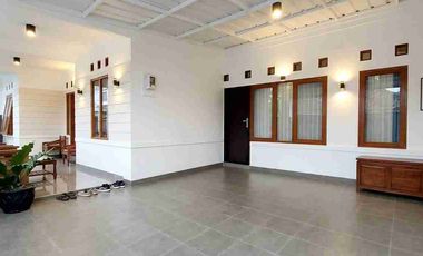 Rumah Bagus Terawat di Margahayu Raya