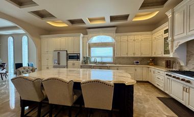 Hermosa Residencia Clásica en Venta en Rinconada Colonial, Apodaca
