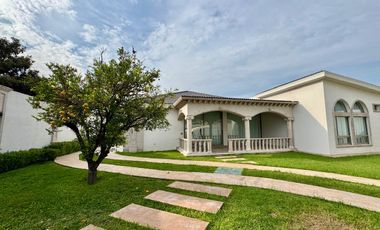Hermosa Residencia Clásica en Venta en Rinconada Colonial, Apodaca
