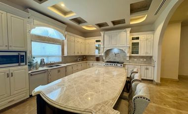 Hermosa Residencia Clásica en Venta en Rinconada Colonial, Apodaca