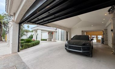 Hermosa Residencia Clásica en Venta en Rinconada Colonial, Apodaca